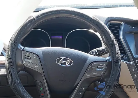 2017 Hyundai Santa Fe Se from USA, damaged, VIN KM8SN4HF6HU189182